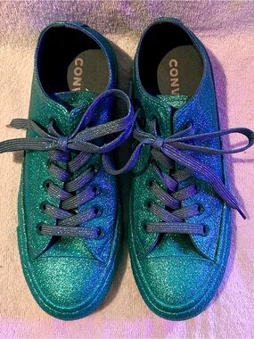 Converse Chuck Taylor All Star Low Brittany Blue Glitter Sneakers, Size 7